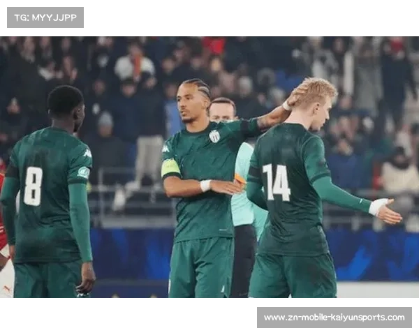 斯特拉斯堡稳居法甲第三位 客场强势表现引发广泛关注